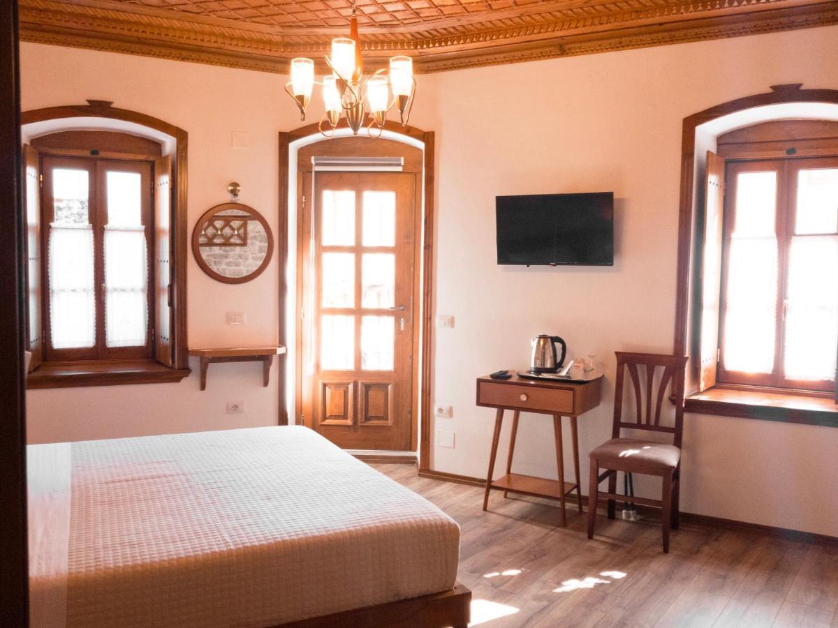 Argjiro Traditional Gjirokastër Eksteriør billede