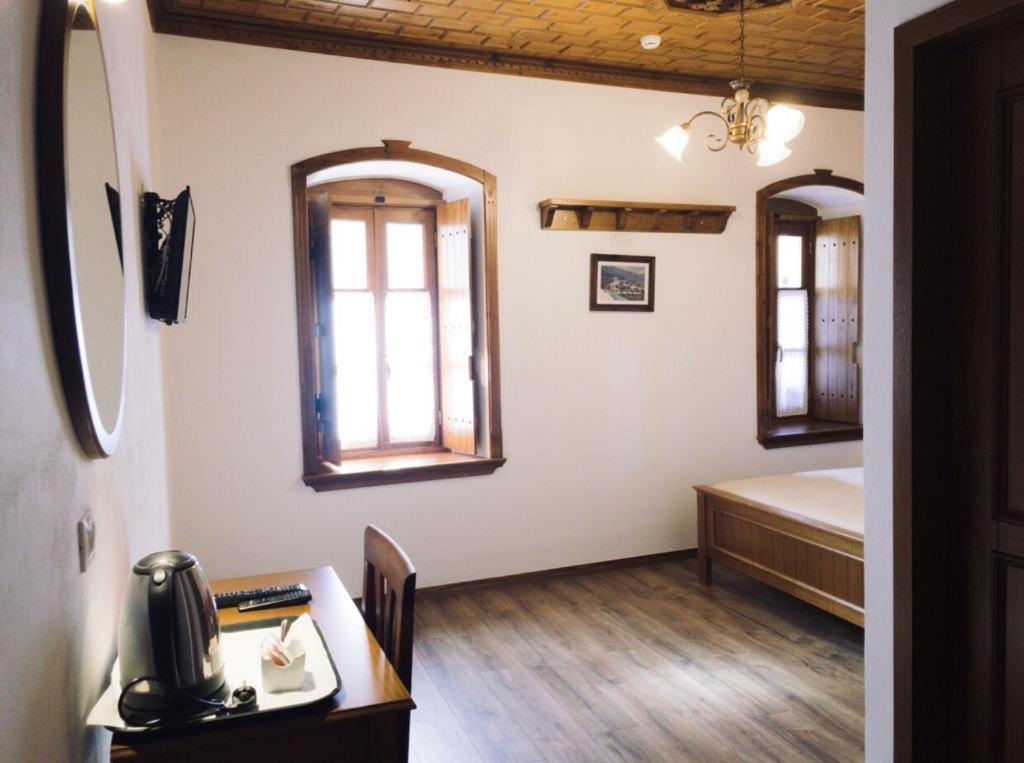 Argjiro Traditional Gjirokastër Eksteriør billede