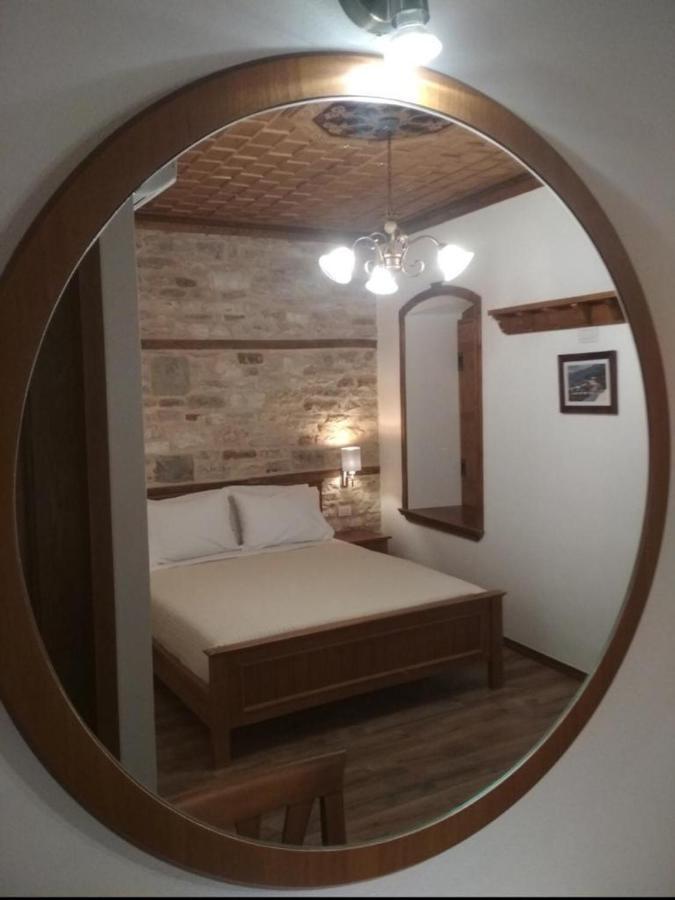 Argjiro Traditional Gjirokastër Eksteriør billede